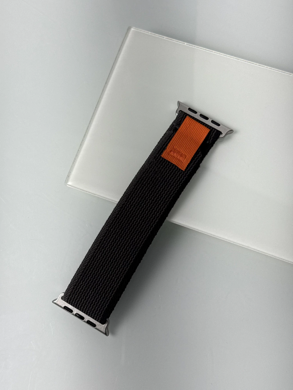PULSEIRA ALPINISTA CINZA/LARANJA - Blumos Store