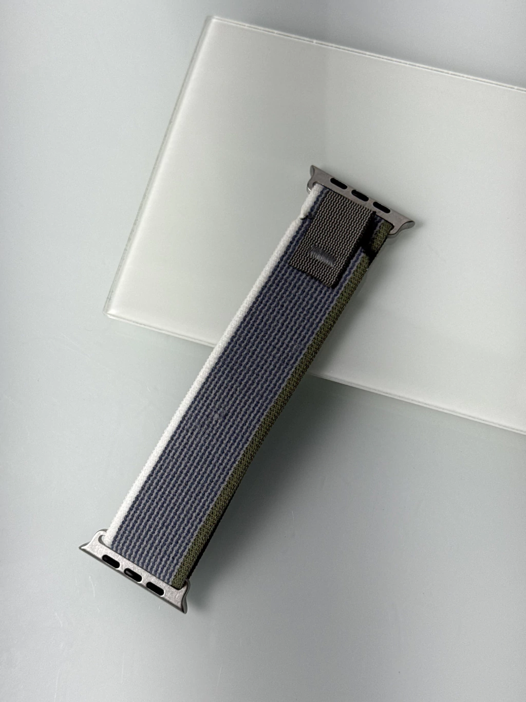 PULSEIRA ALPINISTA CINZA/VERDE - Blumos Store